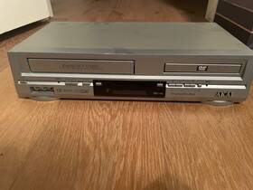 Vrd100 Akai Vintage Dvd And Vcr Player Rare