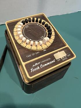 A-929-00 Amf Used 70s Vintage Paragon Touch Command Push Button Appliance Timer