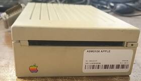 A9m0106 Apple Vintage 1988 3.5 Drive External Floppy Disk Model