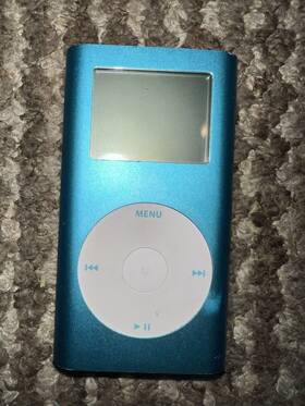 Ym529adxs43 Apple Ipod 4gb