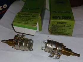 L219586-2f Bendix A77644 91-63 Lot Of 2 Car Radio Controls On-off Volume