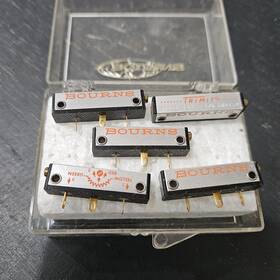 273-1-103 Bourns 10k Trump Pot Lot Of 5
