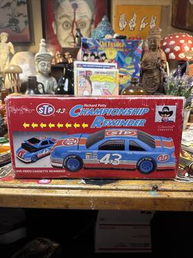 Clearline Concepts 093016910555 Richard Petty Vhs Video Cassette Tape Rewinder 43 Stp Nascar