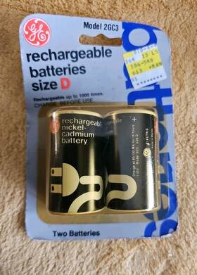 2gc-3 Ge 043168429047 Vintage D Battery Rechargeable Nickel Model Nos