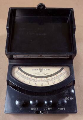 8dp9vea3 Ge Vintage General Electric Dp-9 Dc Millivolt Volt Meter - Working
