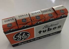 6bn4a General Electric Ge Electronic Tubes #6bn4a- Lot Of 5 New Old Stock In Original Boxes -untested