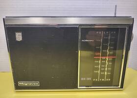 Rd3091 Magnavox Used Or Broken Radio Bk11 Solid State Ac / Battery As Is