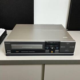 Tc-wr681 Magnavox Cd 1040 Compact Disc Digital Audio Player With Minor Issue