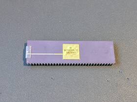 Mc68000l12 Motorola Model Microprocessor Gold Ceramic Dip