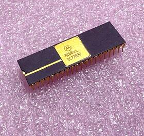 Mc6800l Motorola Rare Processor Chip For Collectors. See Photos