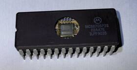Mc68705p3s Motorola Integrated Circuit 8-bit Microcontroller Cdip-28