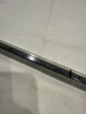 Mc74hc589n Motorola Lot 23 8-bit Serial Inparallel Out Shift Register Dip 16 Nos