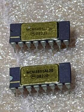Mcm6665al20 Motorola 2 X Dynamic Ram Page Mode Ceramic Dip D8221 And D8220