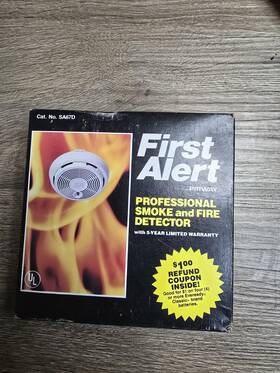 Sa81d Pittway 1990 Nos First Alert Smoke Fire Detector Model On Box 83r Unit