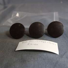 Rc-1079d Rca 1949 9w51 And 9x951 Chassis Set Of 3 D Shaft Knobs Nice Condition