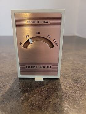 10-1041 Robertshaw Vintage Home Gard Model Hg