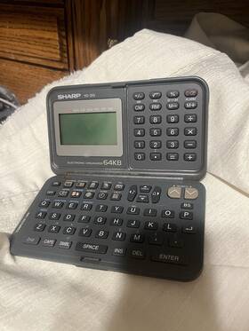 Yo-310 Sharp Personal Electronic Organize - Needs Repair For Parts Vintage