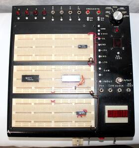 Dew-1 Shop Built Digital Design Circuit Breadboard Power Supply Tone Generator Voltmeter Clock