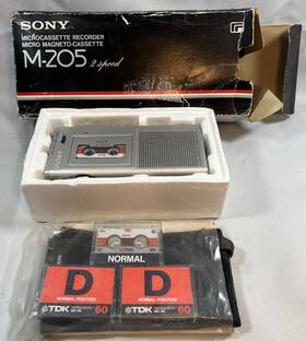 M-205 Sony Microcassette Recorder A Silver Vintage Parts Or Repair