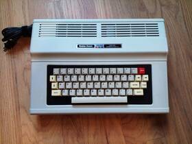 Tandy 26-3026 Color Computer 2 - Extended Basic 1.1 Sold As-is Not Working