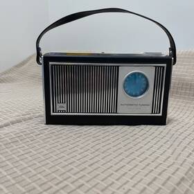 10m-908 Toshiba Vintage Solid State Automatic Tuning See Inside In Pics No Cords