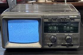 Xl-911 Unisonic Vtg Xl- 911 Portable Television And Radio For Campers Works