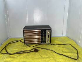 414w Zenith Rare Late 1960s Vintage Solid State Radio Works