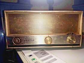 M860 Zenith Vintage Radio Model # The Majorette