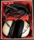 Vintage Audio Japan Pioneer SE-30 Stereo White Headphones W/ Box. Fixed Price $24.95.