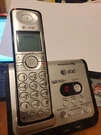 Att Digital Answering System With Expandable CL82309 Telephone Pcs. Fixed Price $8.46.