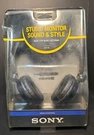 New Sony Studio Monitor Series Headphones MDR-V150. Fixed Price $33.05.