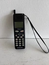 Untested Audiovox Airtouch Digital CDM-3000 Vintage Phone With Case. Fixed Price $9.89.