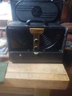 Vintage Zenith Long Distance Tube Portable Radio 6G001Y. Fixed Price $50.00.