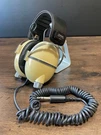 Pioneer SE-255 Stereo Headphones Closed Dynamic Type 8 20-20000HZ 500MW. Fixed Price $149.99.