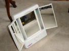 Conair 3 Way Electric Make Up With Sides Mirrors And 4 Light Settings. Fixed Price $29.00.
