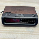 Vintage Digital Alarm Clock Radio Am Fm Woodgrain Model 7-4613D Tested. Fixed Price $18.00.