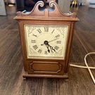Vintage General Electric Table Desk Analog Roman Clock Model 8101A Usa Works!. Fixed Price $14.95.