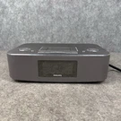 Philips DC390/37 Docking Station For Ipod Ipad Iphone Fm Radio Alarm Clock. Fixed Price $33.43.