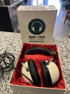 Vintage Audio 1972 Japan Pioneer SE-30 Stereo White Headphones W/ Box .. Fixed Price $18.95.