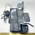 Vintage Motorola Gte Brick Flip Cell Phone Model F09HLD8415BG +pouch (untested). Fixed Price $39.95.