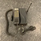 Vintage Mitsubishi FM-4032F03 Portable Mobile Cellular Bag Brick Phone. Fixed Price $29.95.