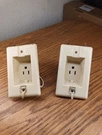 (lot Of 2) Ge 4234-2 Grounding Clock Receptacle. Fixed Price $24.99.