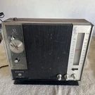 Vintage Zenith Solid State Clock Radio Am Fm Alarm Powers On Makes Noise. Fixed Price $19.87.