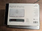 Vintage Optimus Am Fm Digital Clock 12-1625 Nos Box Radioshack White. Fixed Price $39.99.