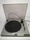Vintage Magnavox Automatic Return Record Player FP1413SLO1. Fixed Price $29.99.