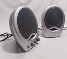 Vintage Digital Radio Shack Portable Amplified Speaker System 40-1431. Fixed Price $19.99.