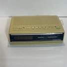 Vintage Soundesign 3629-IVY Am-fm Clock Radio. Fixed Price $19.99.