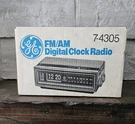 *rare* Vintage 7-4305 Fm/am Digital Clock Radio *nos* "factory Sealed". Fixed Price $279.98.